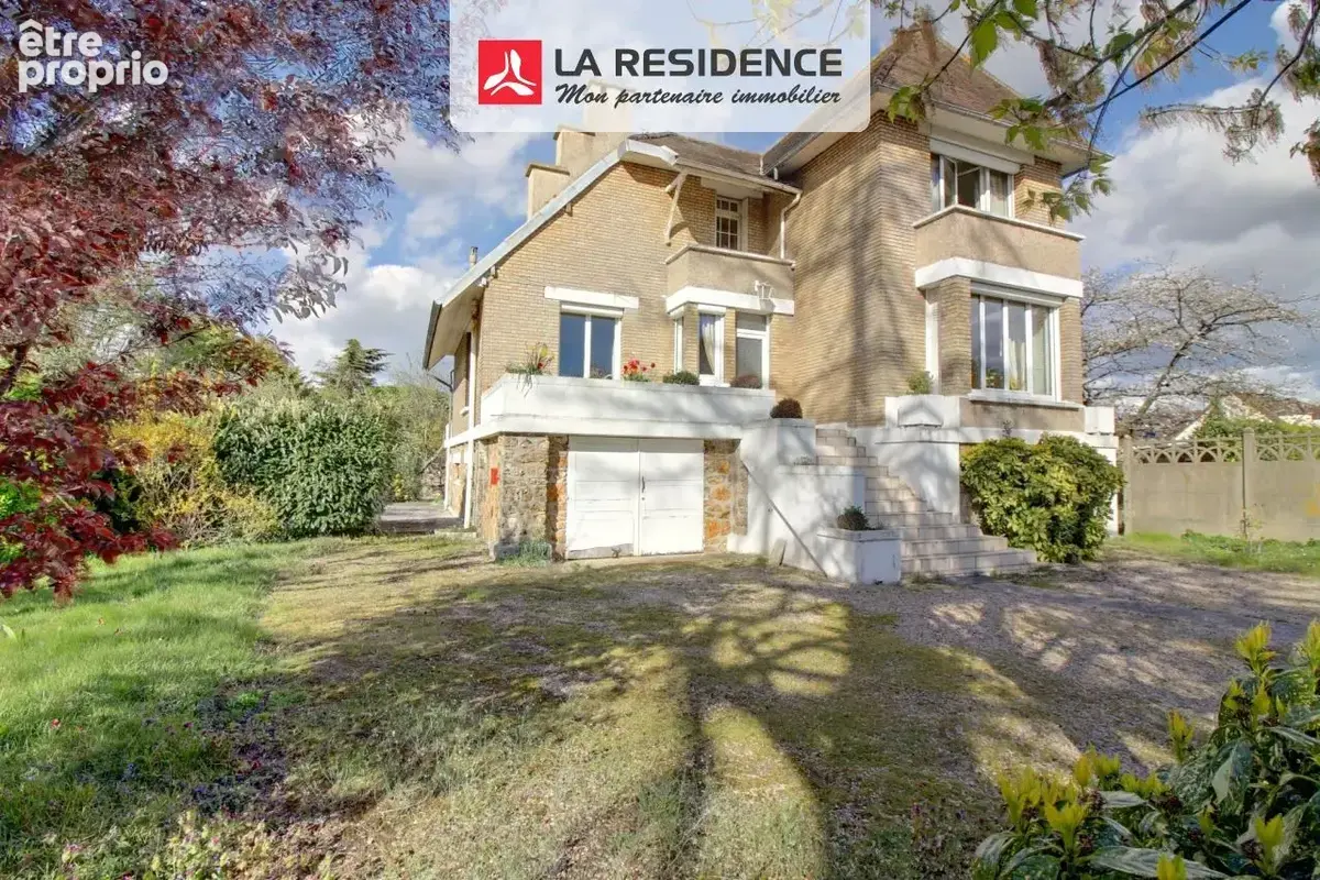 Maison 182 m² à Poissy  - photo 6