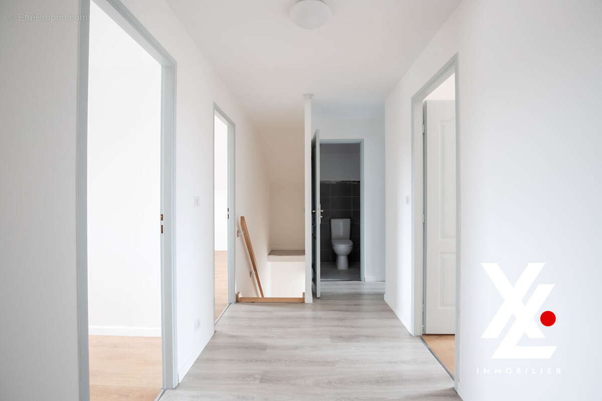 Maison à DAMELEVIERES