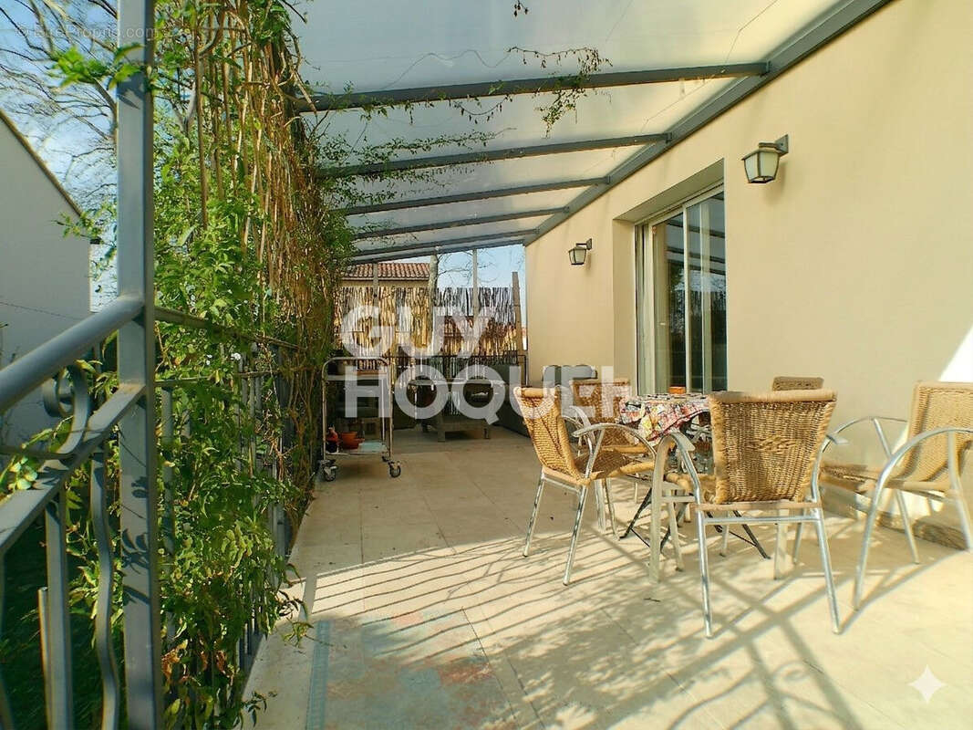 Maison à CAUMONT-SUR-DURANCE