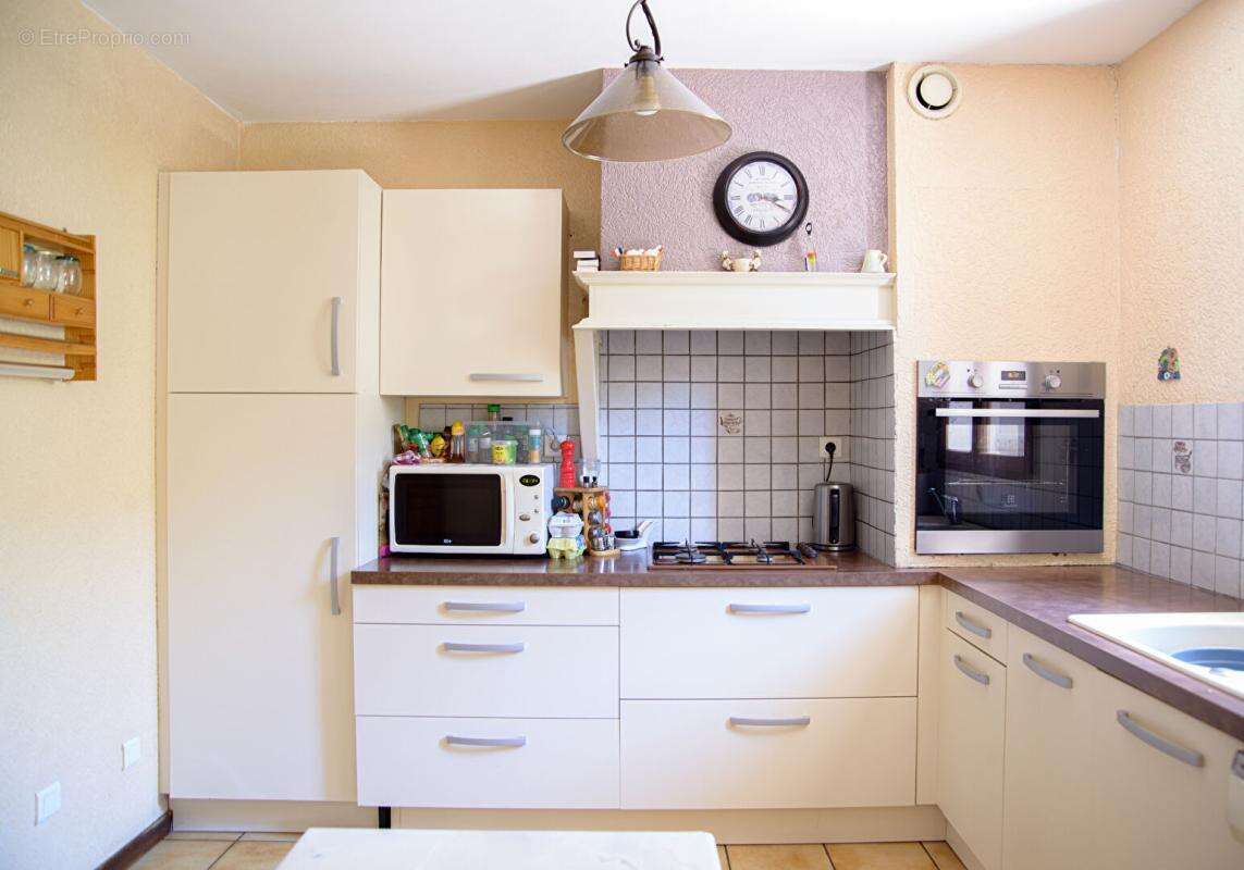 Villa de Plain-Pied avec Grand Garage ? 3 Chambres - photo 4