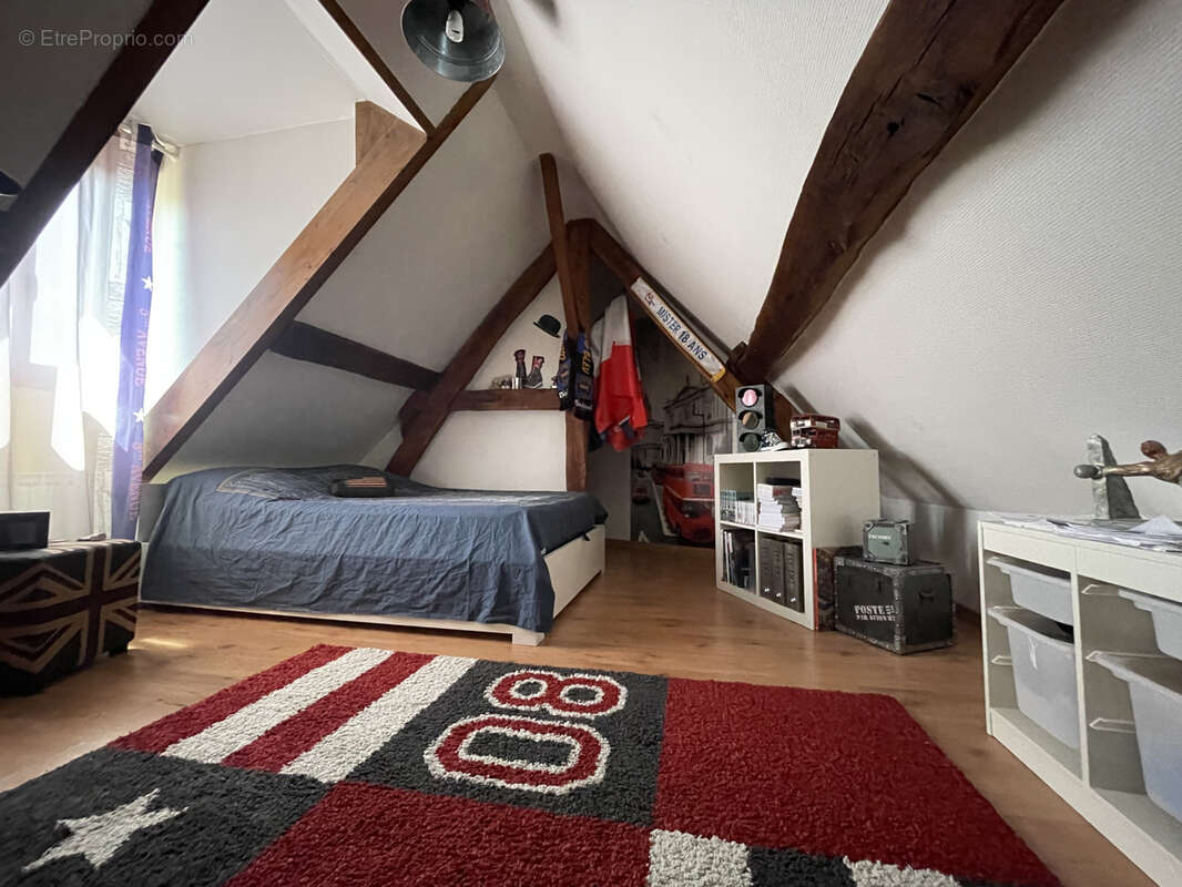Maison à SAINTE-GENEVIEVE