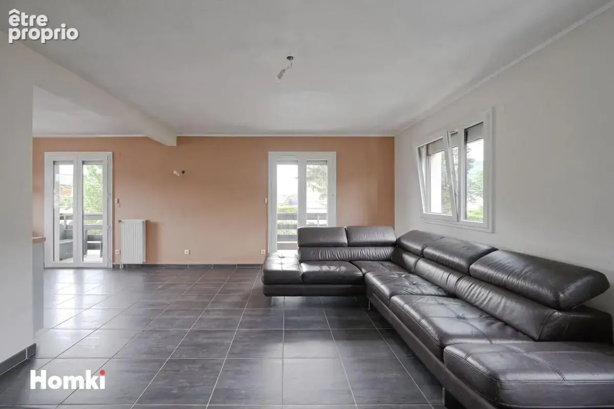 À vendre – T3 lumineux avec balcon et vue dégagée à Seyssins - photo 8