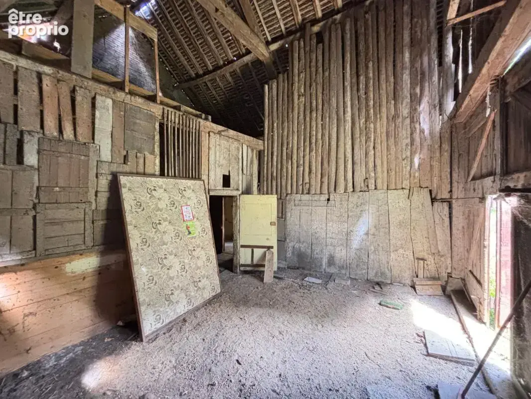 Chalet à aménager de 95 m² au sol sur 298 m² de terrain - photo 2