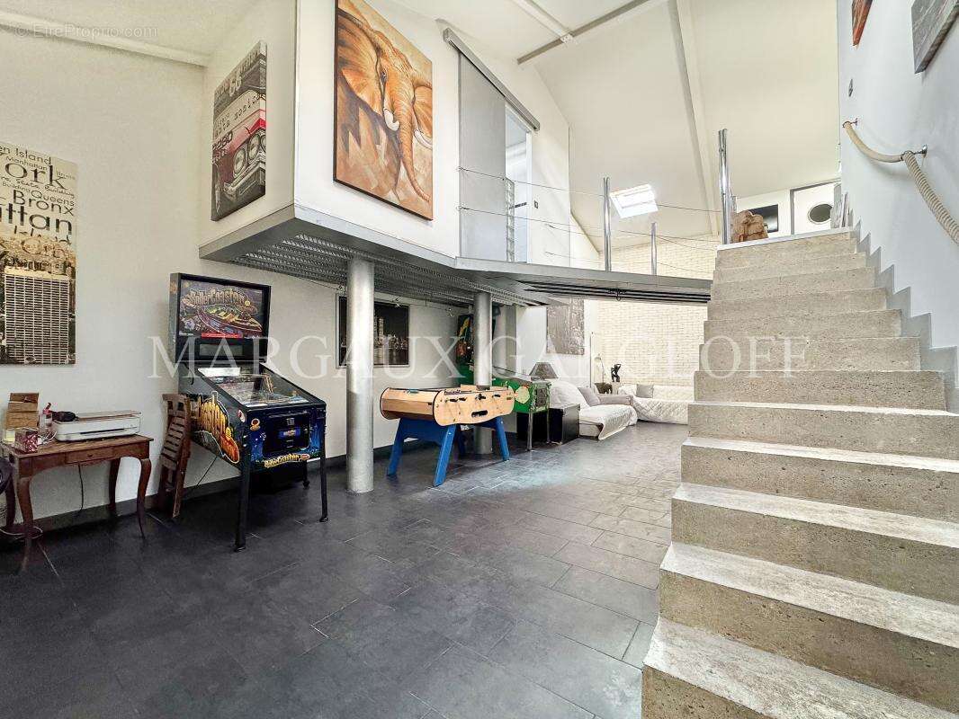 Maison à ASNIERES-SUR-SEINE