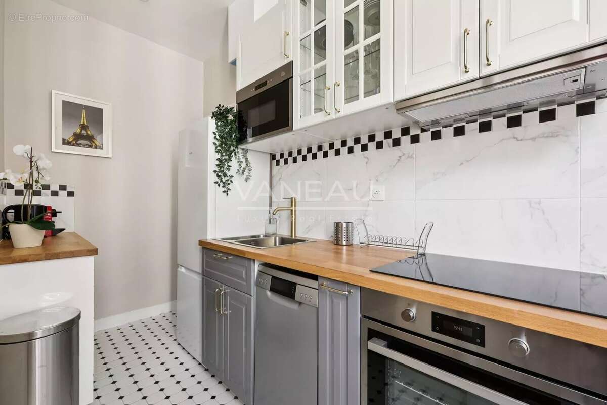 Appartement à PARIS-9E