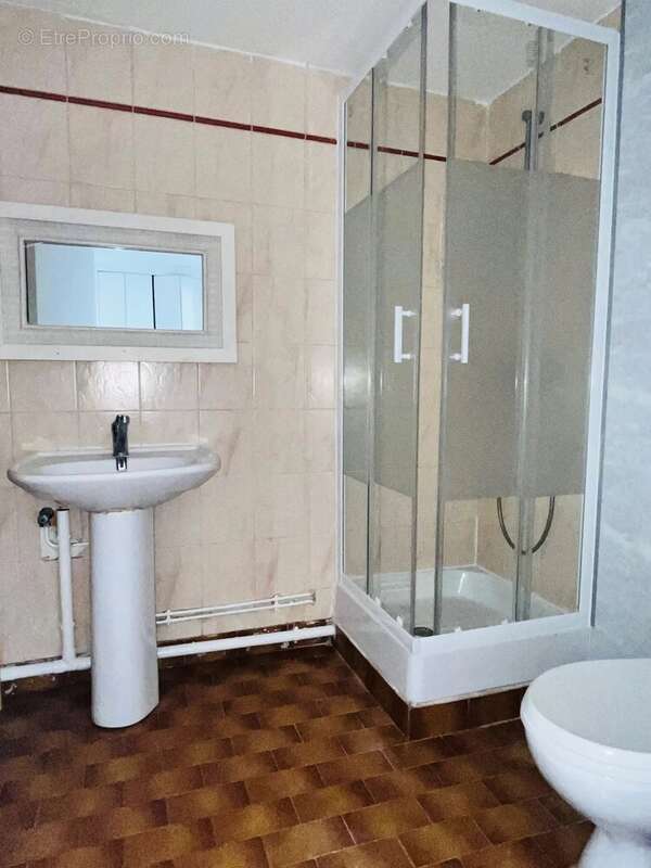 Appartement à MARSEILLE-5E