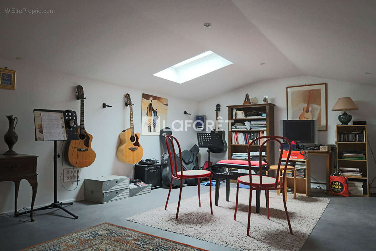 Appartement à OZOIR-LA-FERRIERE