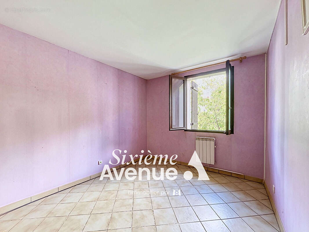 Maison familiale 5 pièces 93.77 m² sur une parcelle de 251 m² - photo 12