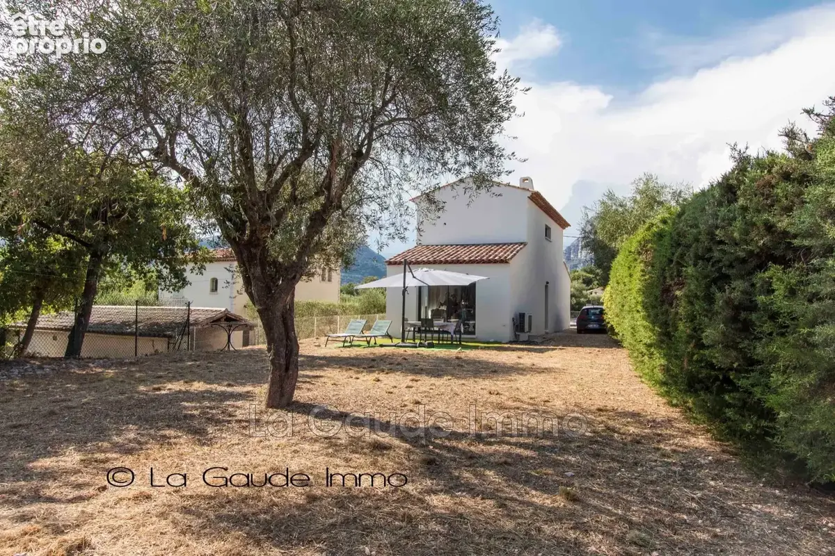 Maison à LA GAUDE