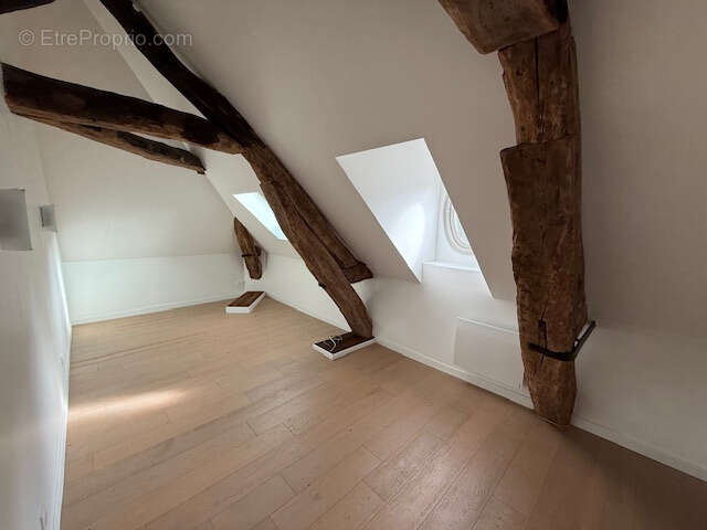 Appartement à L'ISLE-ADAM