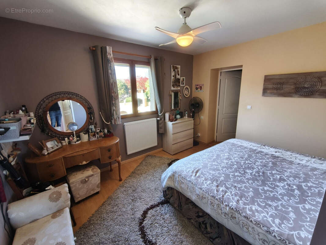 Maison à FONTENILLES