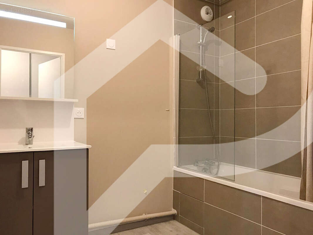 Appartement à NANTERRE