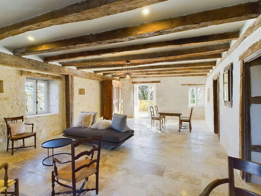 Propriété d’exception avec maison principale, maison d’amis et piscine en Tarn-et-Garonne proche Montaigu de Quercy - photo 15