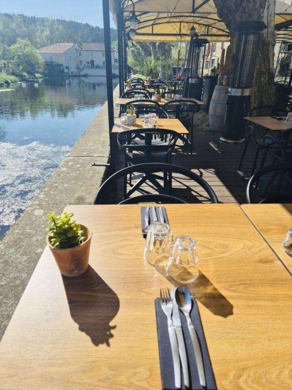 Commerce à GOUDARGUES