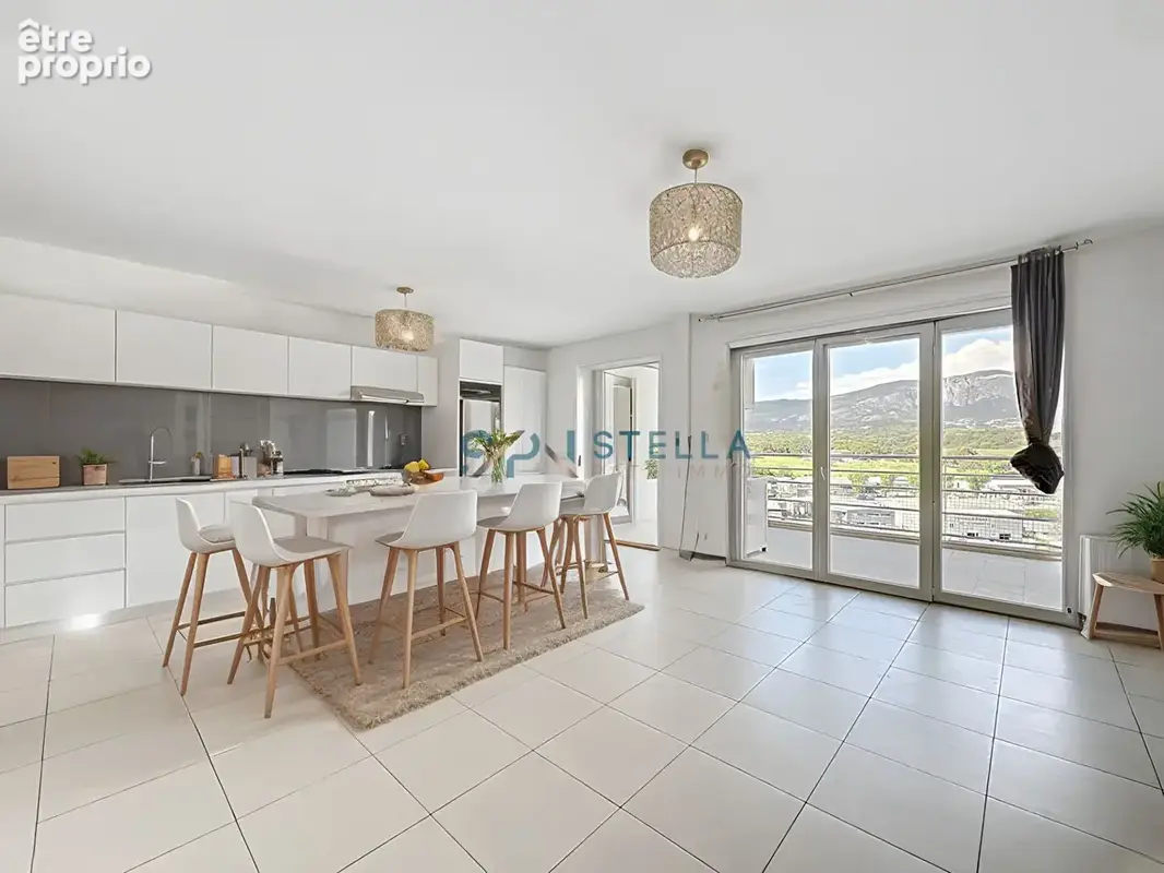 T4 dernier étage avec garage box, Idéal investissement locatif ! - photo 2
