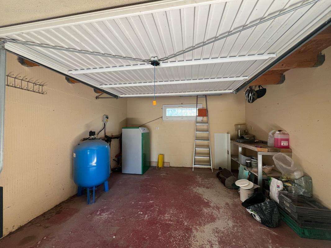 Loriol - a vendre maison familiale de 2008 - dpe a/a - suite parentale en rdc - terrain clos et arboré et piscine - prestations  - photo 16
