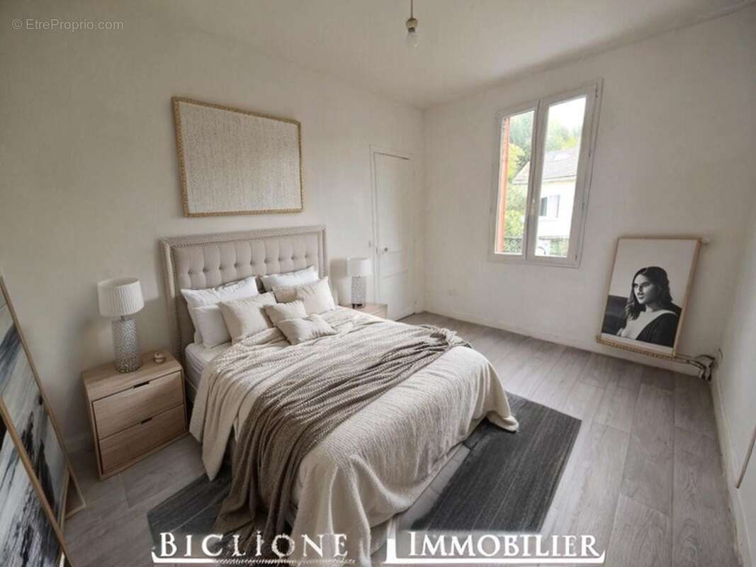 Maison à CHELLES