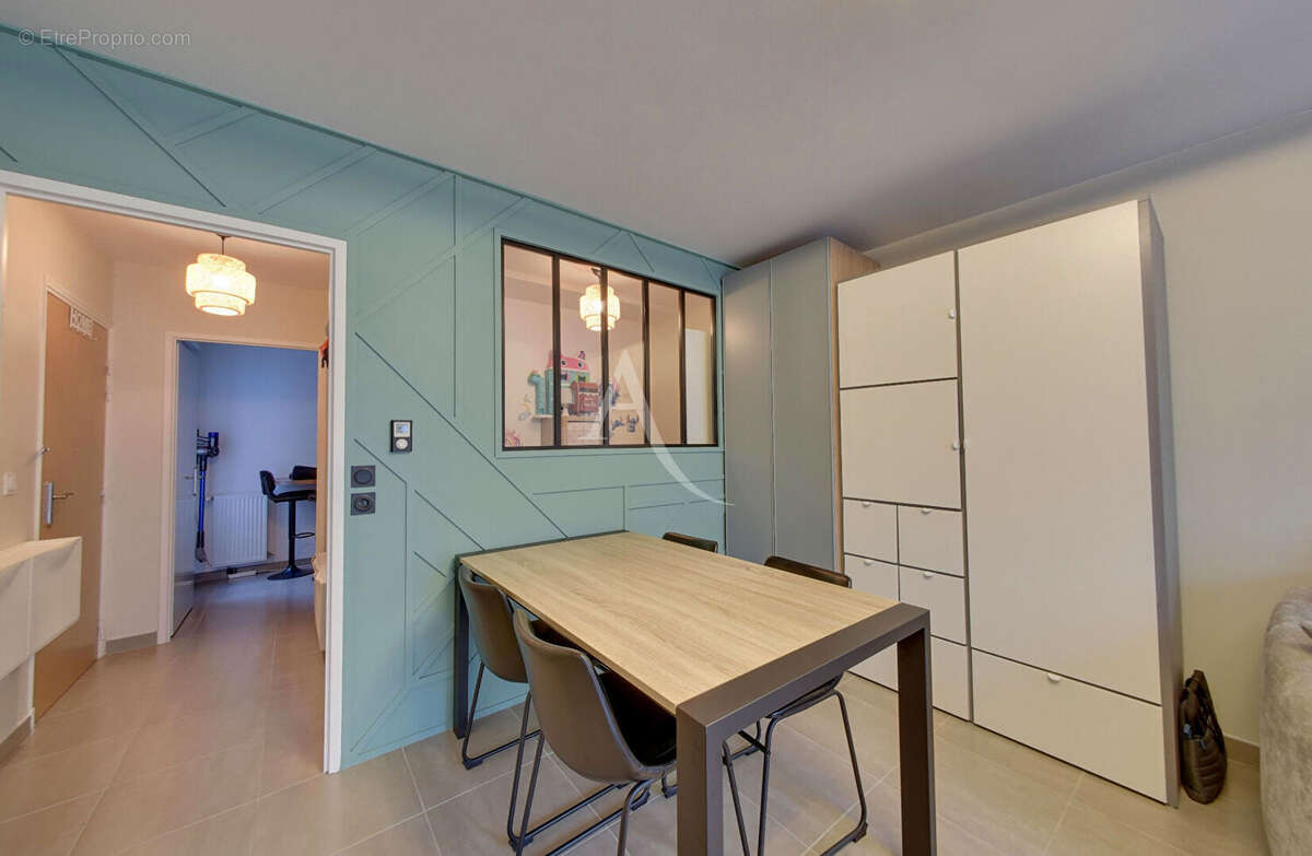 Appartement à OZOIR-LA-FERRIERE