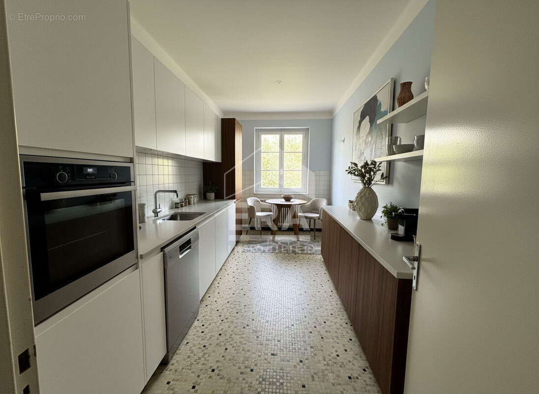 Appartement à VENCE