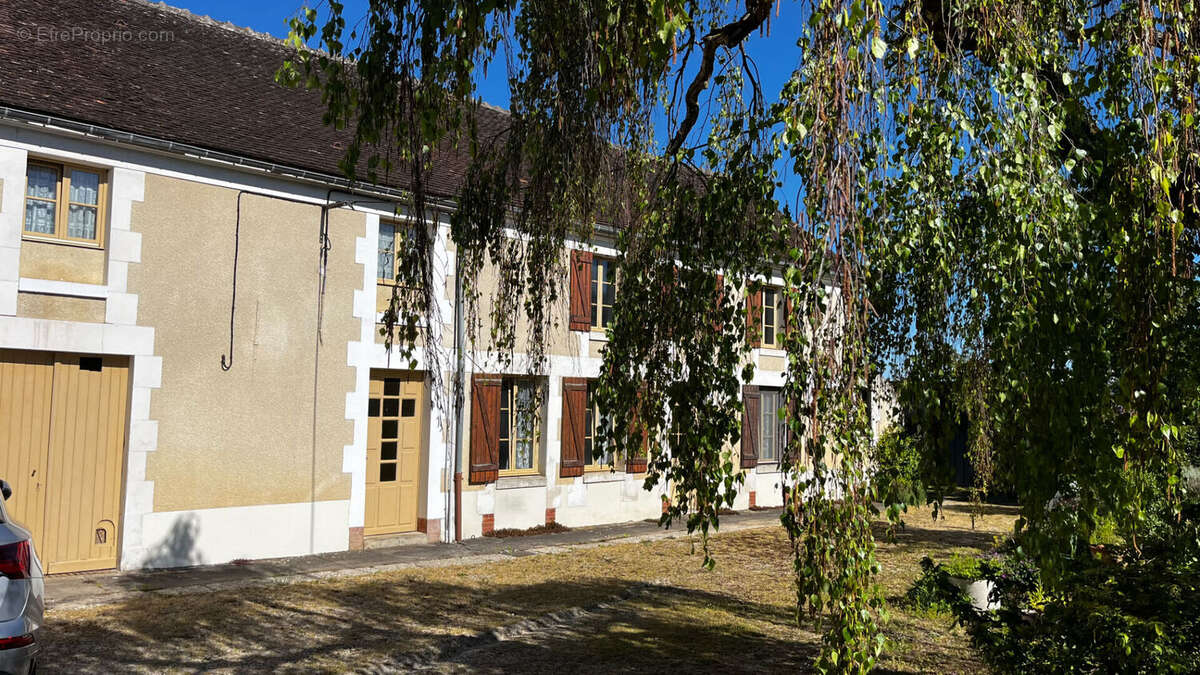 Maison à AUXERRE
