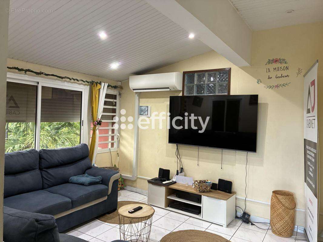 Maison 150 m² à Saint-Esprit  - photo 2