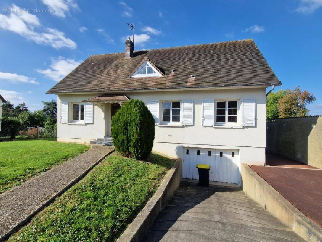 Maison à LA LOUPE