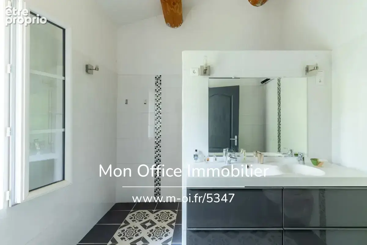 Référence : 7351-SJO - MAS en pierre dans le Vaucluse (84380)+ maison d'invités, remises, piscine, authenticité et calme - photo 29