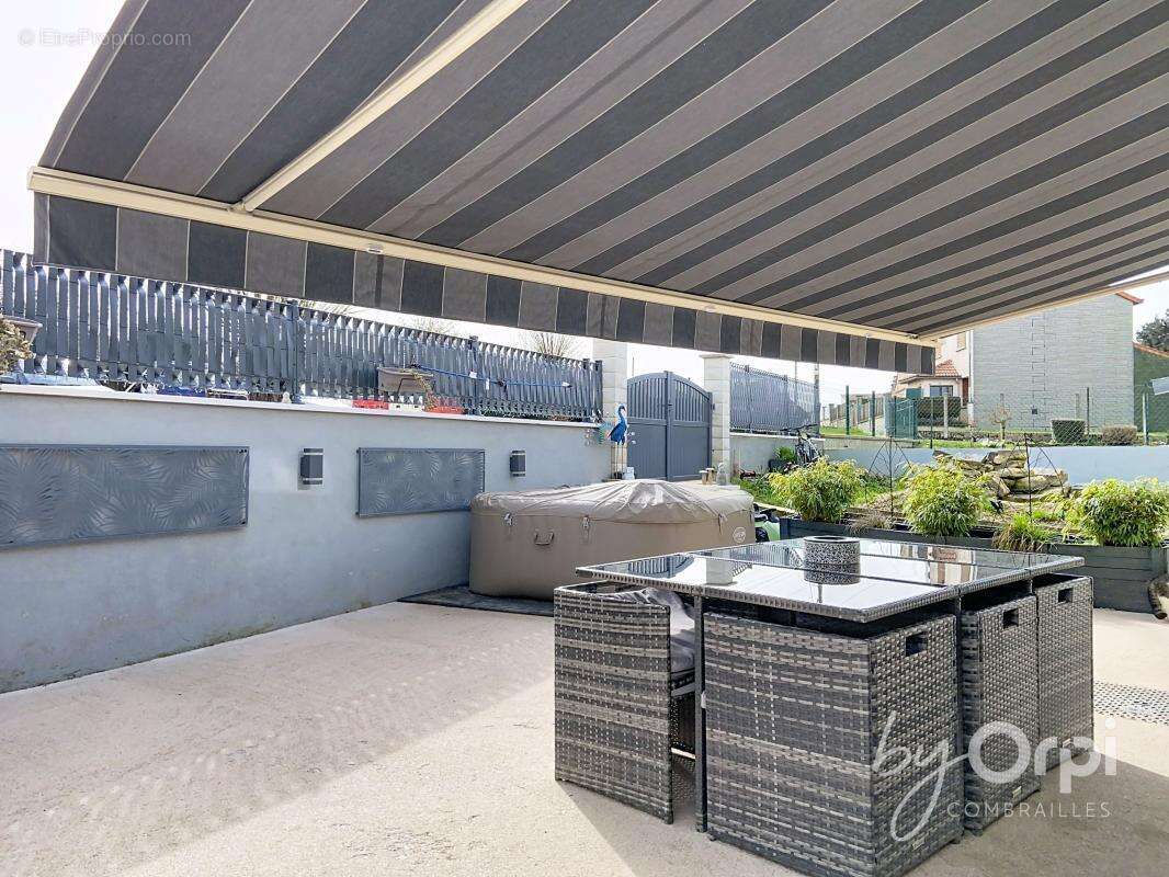 Maison à SAINT-ELOY-LES-MINES