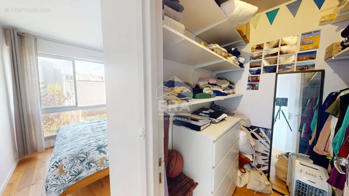 Appartement à PARIS-19E