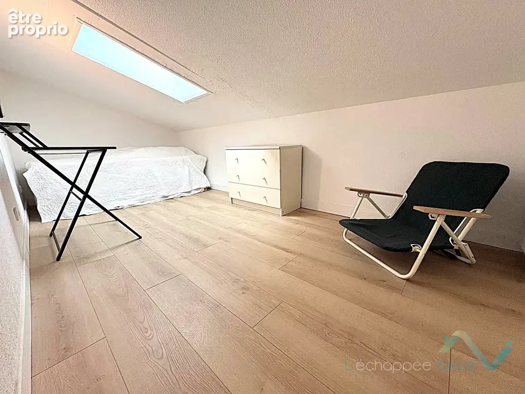 Vente appartement 4 pièces à GASSIN - photo 8