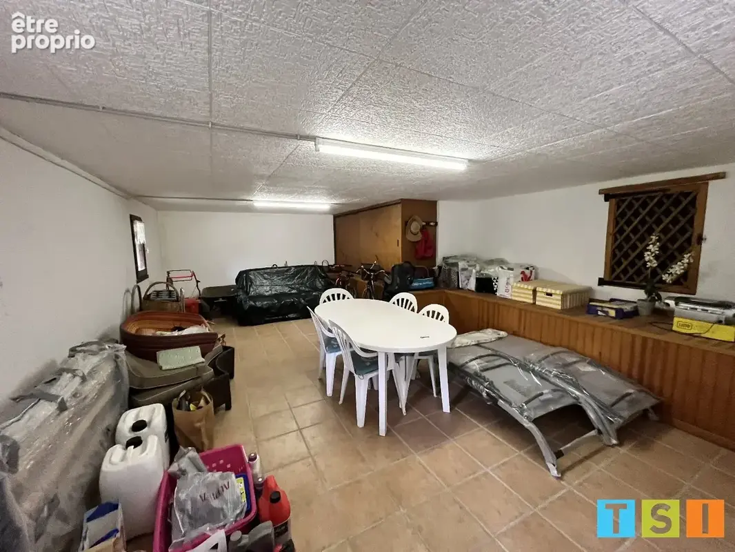 Saint-Laurent de Neste : Maison de plain-pied avec beau potentiel :110 m² habitables sur 878 m² de terrain. - photo 11