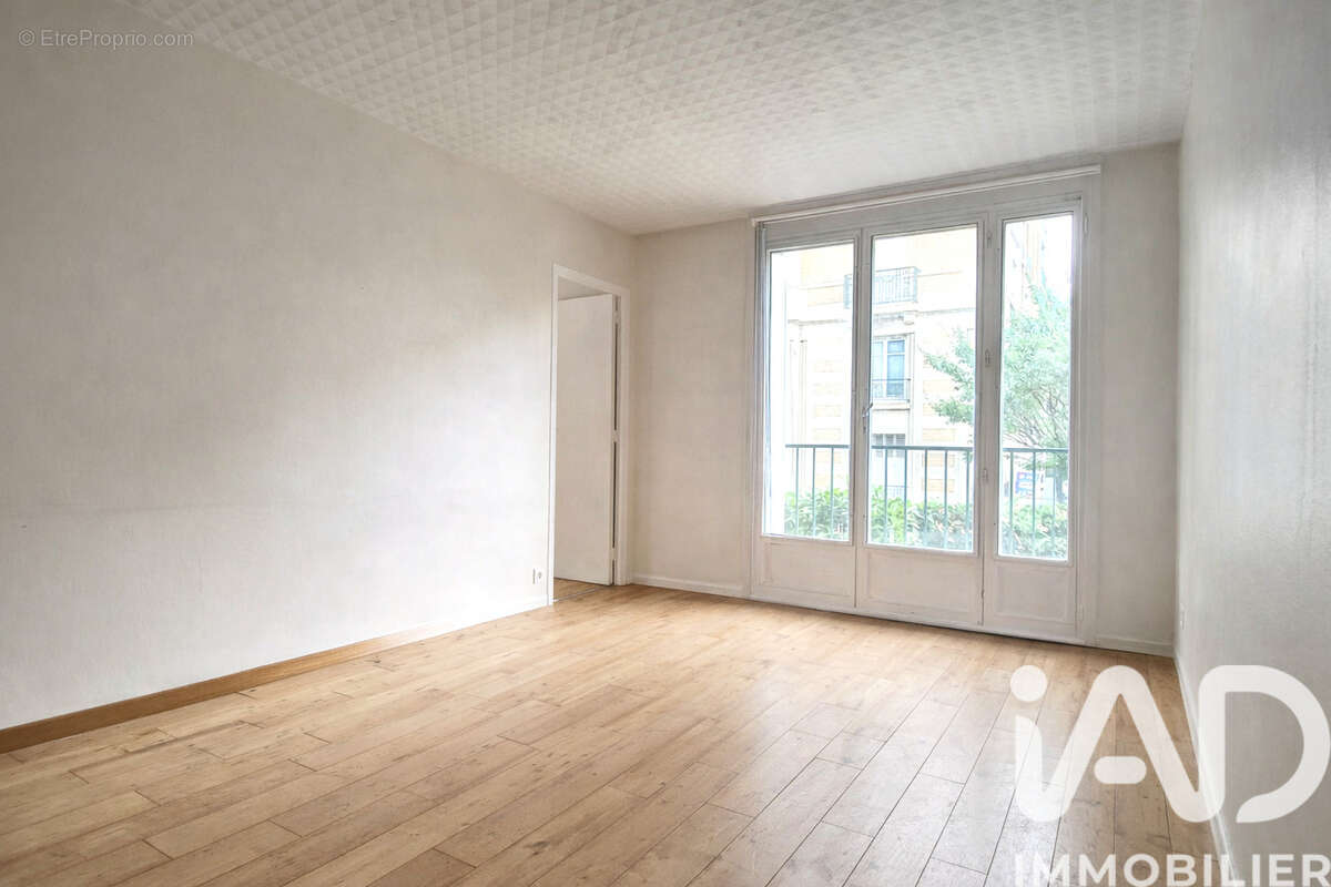 Photo 2 - Appartement à COLOMBES