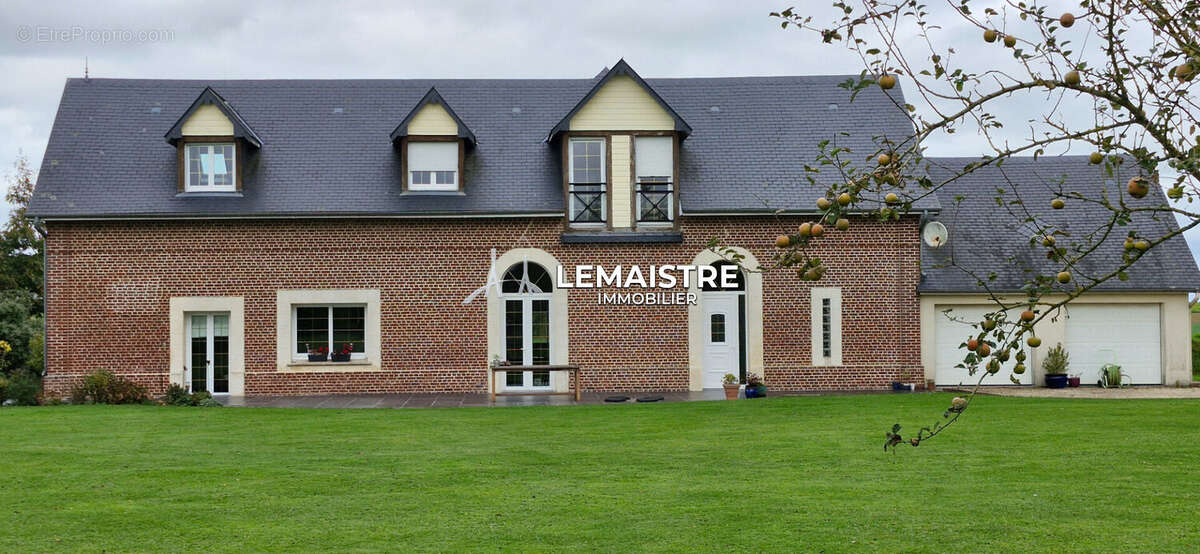 Maison à CANY-BARVILLE