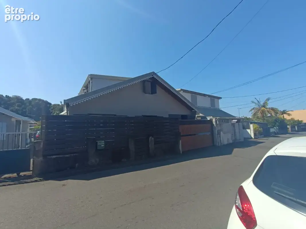 Photo Maison à Saint-Joseph au prix de 122 000€