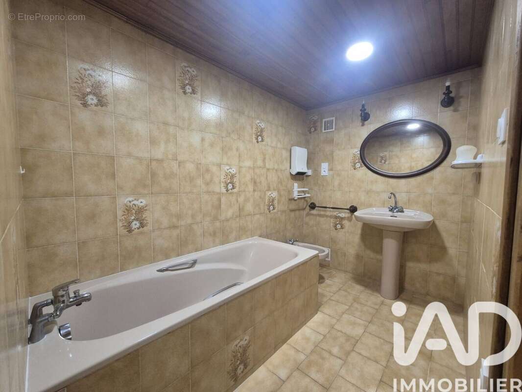 Photo 8 - Maison à QUARANTE