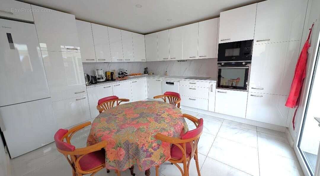 Maison à VITRY-SUR-SEINE