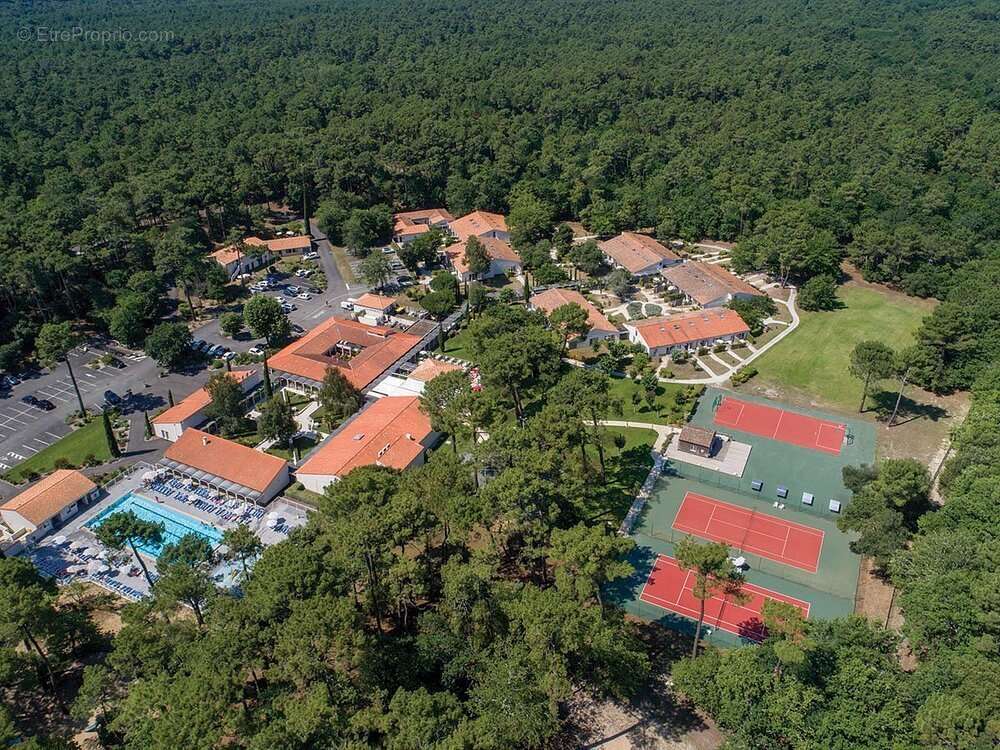 Maison à LES MATHES