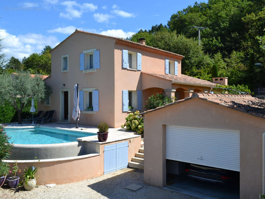 Maison à MALAUCENE