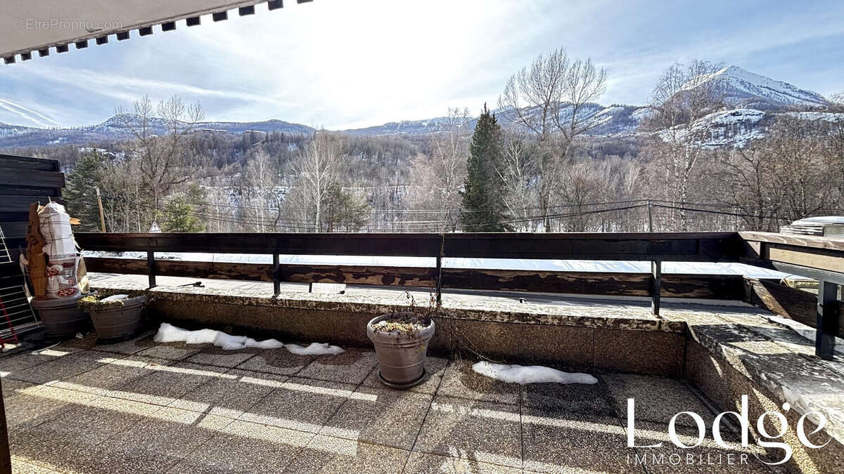 Appartement à PELVOUX