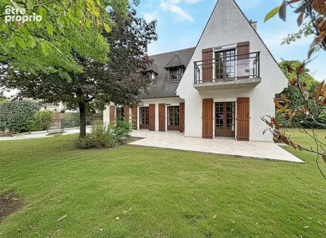 Domaine de la vallée de la bièvre  maison familiale en lisière de forêt, au calme absolu - photo 3