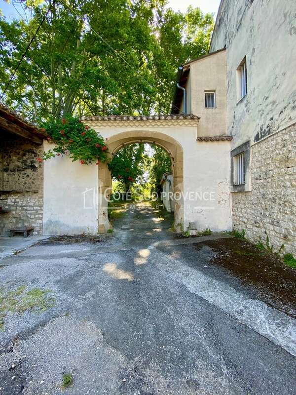 Propriete pernes les fontaines - photo 28