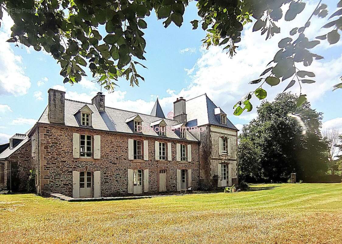 300 m² à Moustoir-Remungol  - photo 4