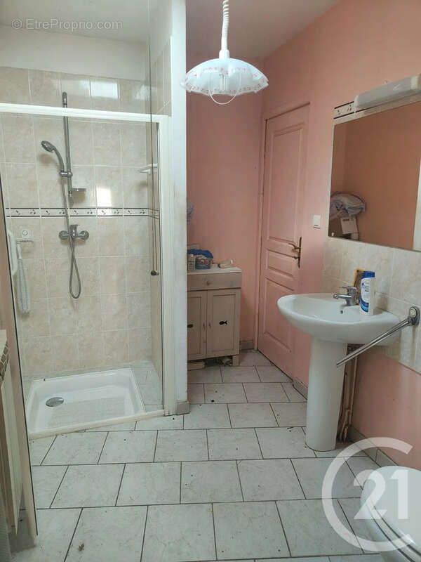 Maison 66 m² à Garchy  - photo 7