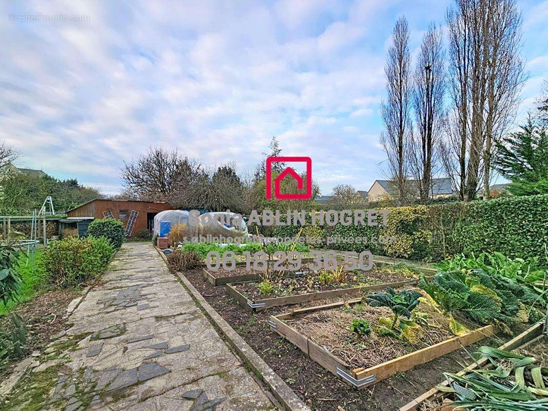 Maison à SAINT-SATURNIN-DU-LIMET