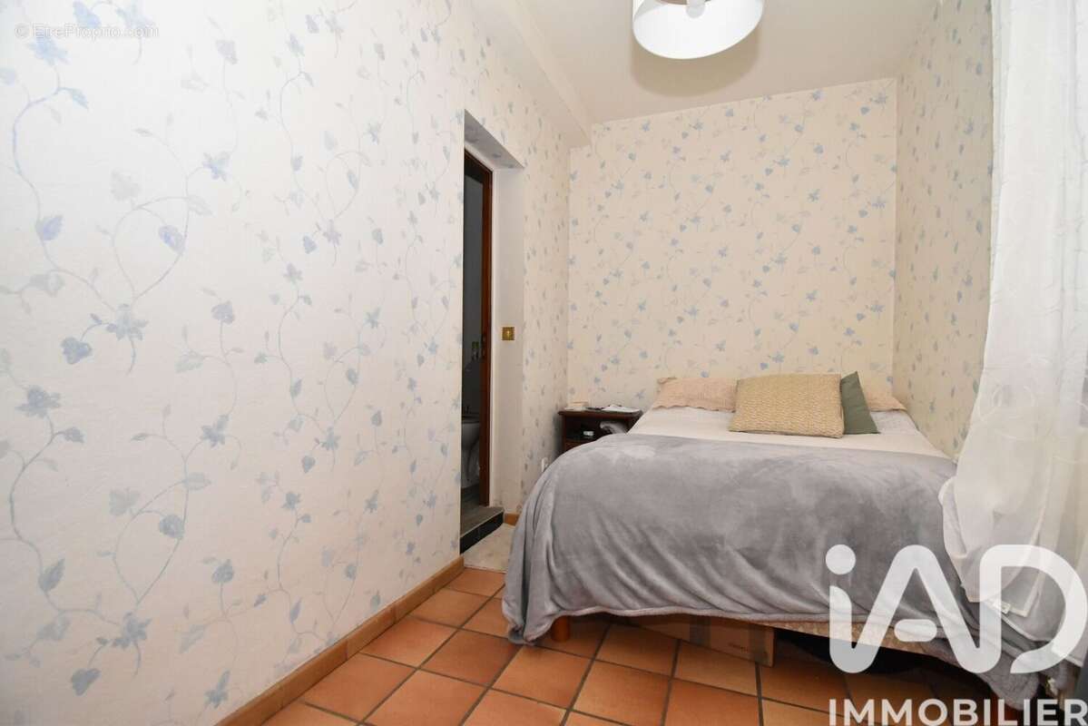 Photo 9 - Maison à SAINTE-FOY-DE-PEYROLIERES