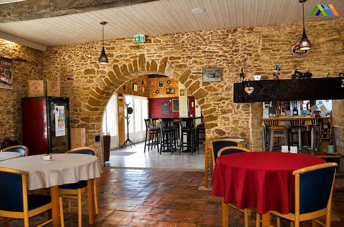 Nogaro Former mill property bar