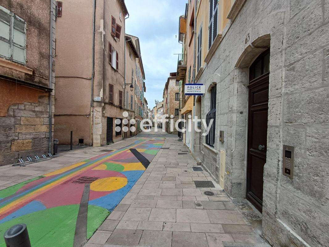 Appartement à DRAGUIGNAN