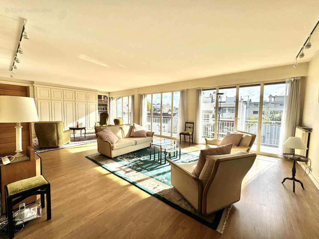 Appartement à SAINT-MANDE