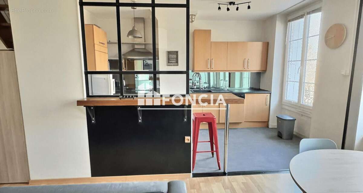 Appartement à SAINT-ETIENNE