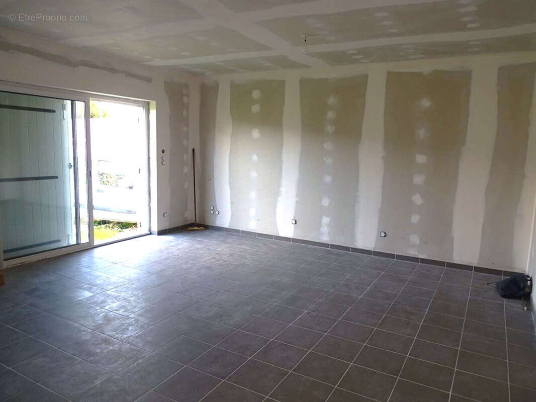 Terrain à BEAUPOUYET